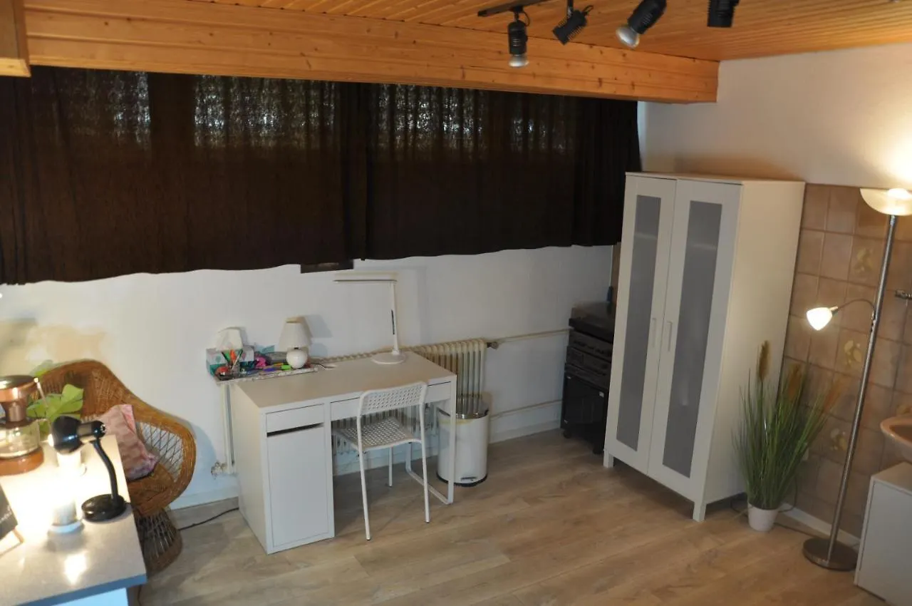 Overnight Oasis Munich Ξενοδοχείο Δωμάτια σε οικογενειακή κατοικία
